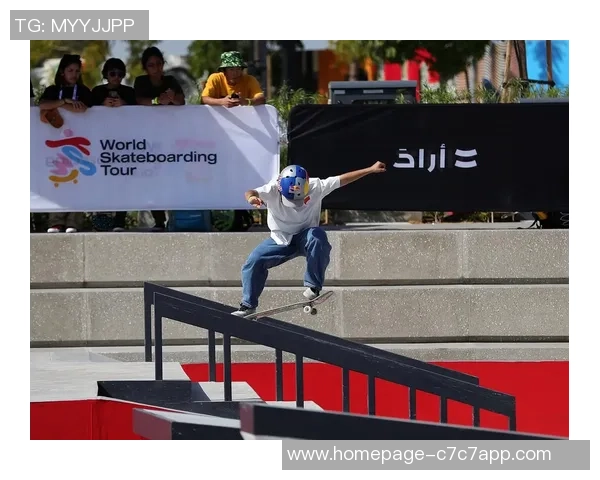 专访滑板传奇周伟揭秘成功背后的秘密与奋斗历程 专访滑板传奇周伟揭秘成功背后的秘密与奋斗历程