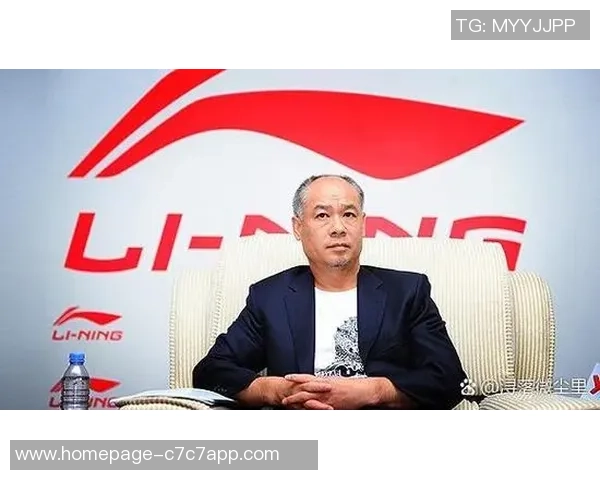 张秀英专访：探寻滑板运动背后的成功秘诀与成长故事